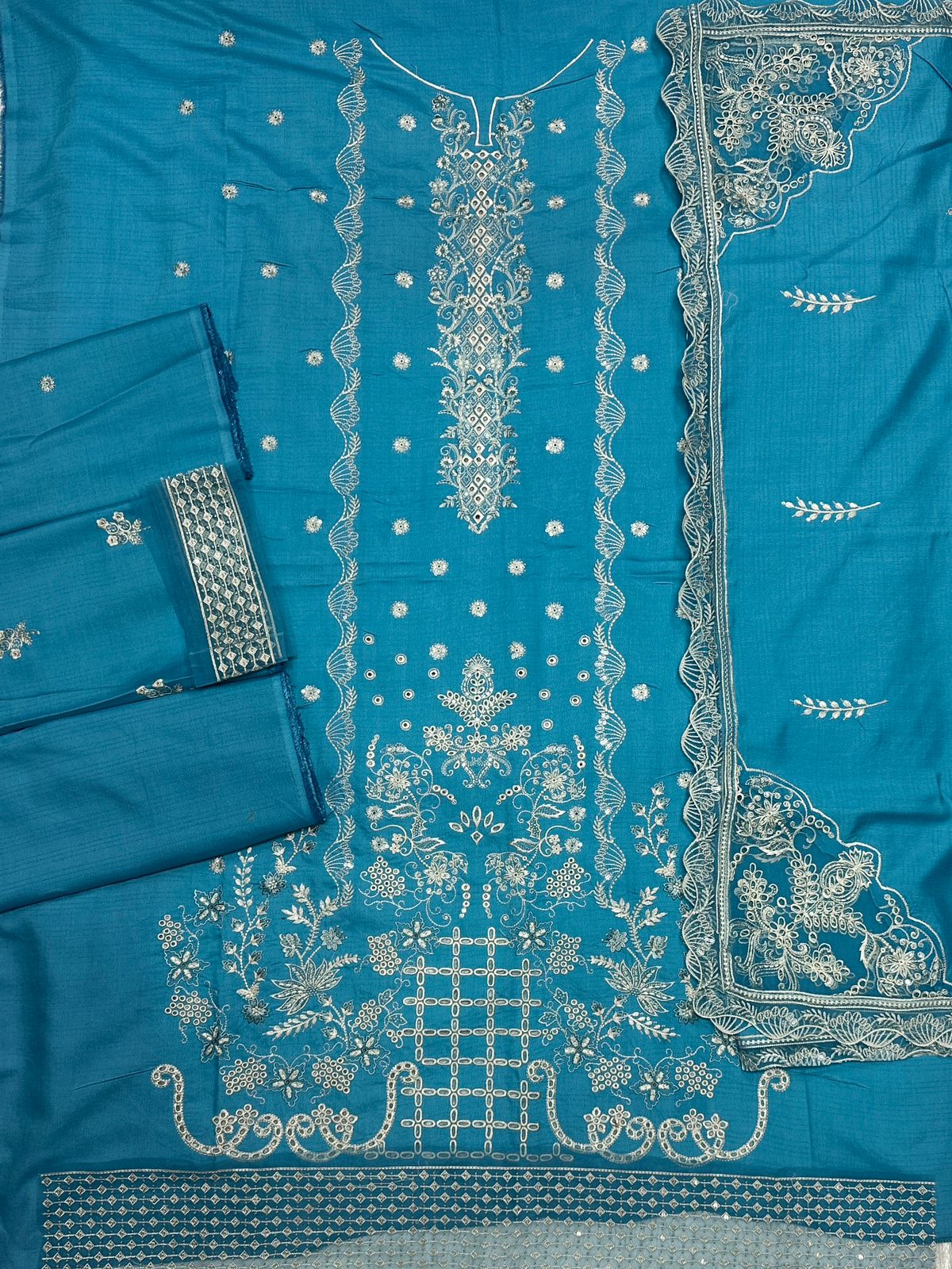 Isbah Noor Dhanak Shawl luxury Unstitched 3 Piece suit D950