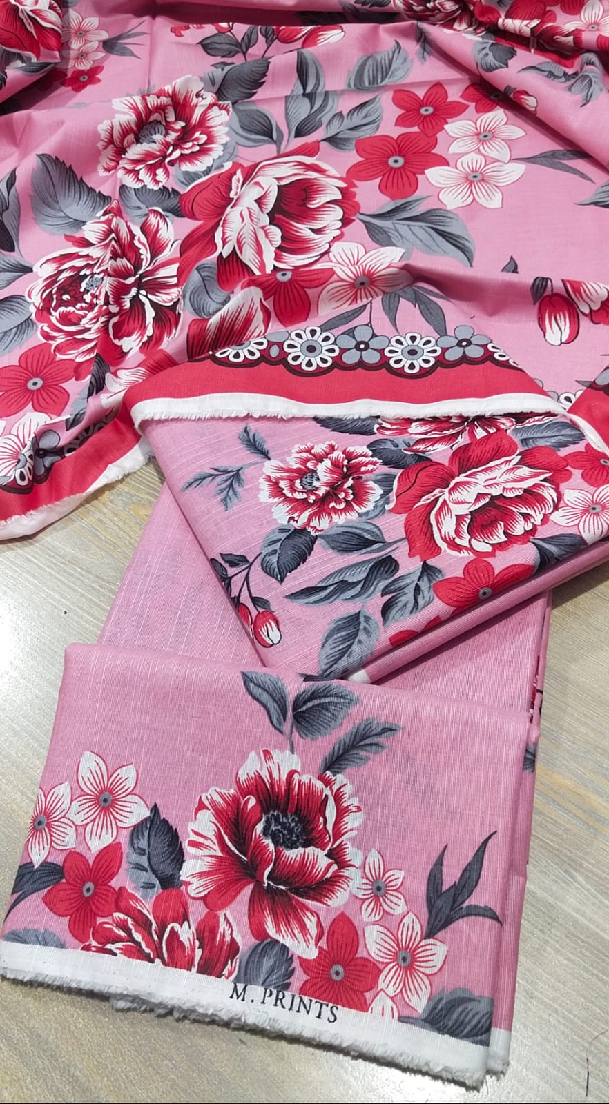 Maria B M Print Khaddar کھ ر Printed 3Pcs  iznikpink22