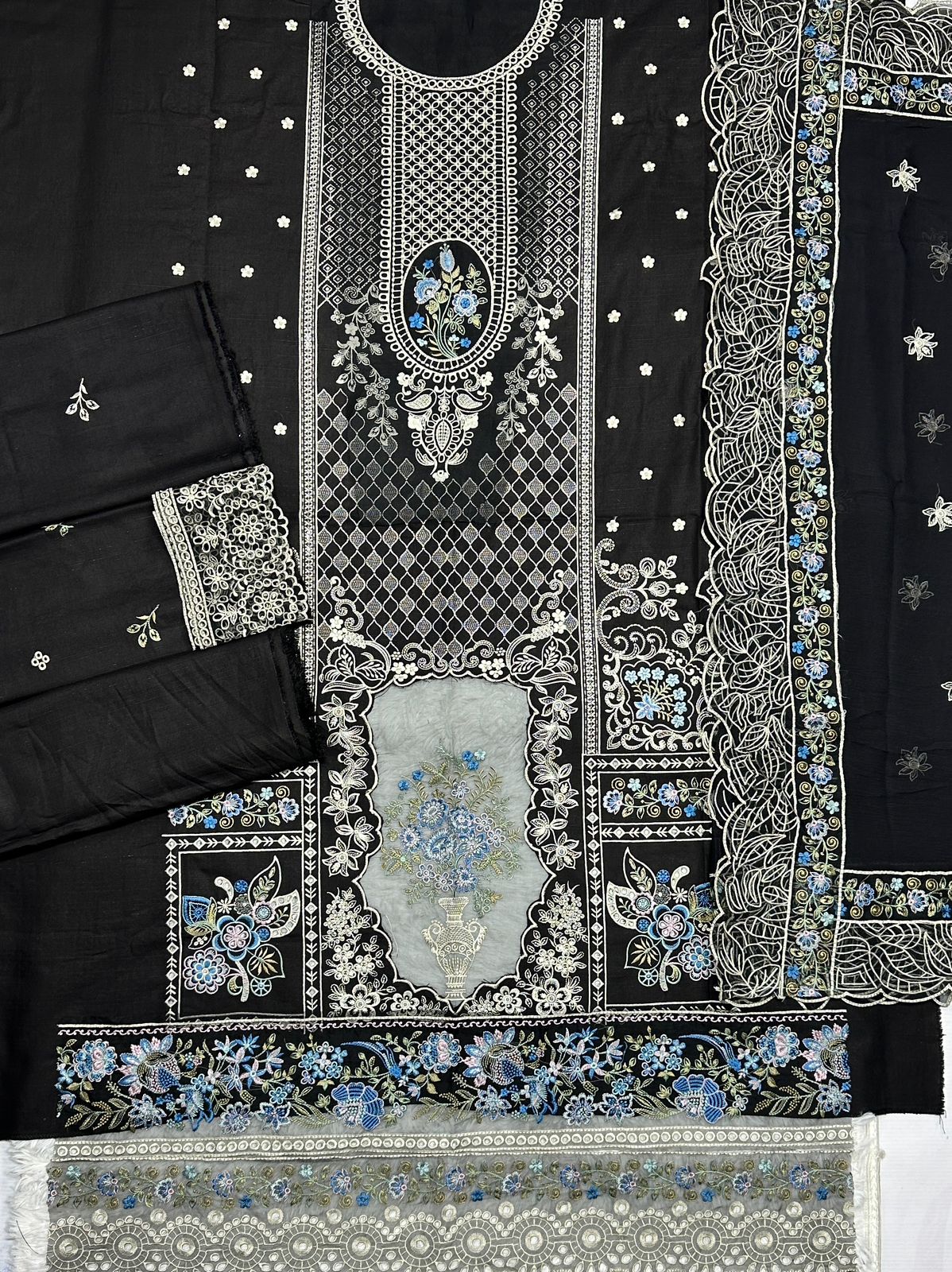 Abeera Maria B Embroidered Festive Dhanak 25 BR-31 Luxury Black