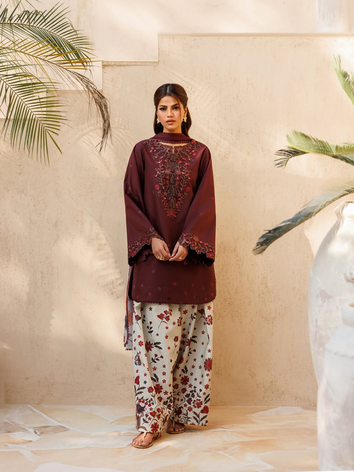 Iznik Lawn Fully Embroidered 3-Piece Suit Maroon